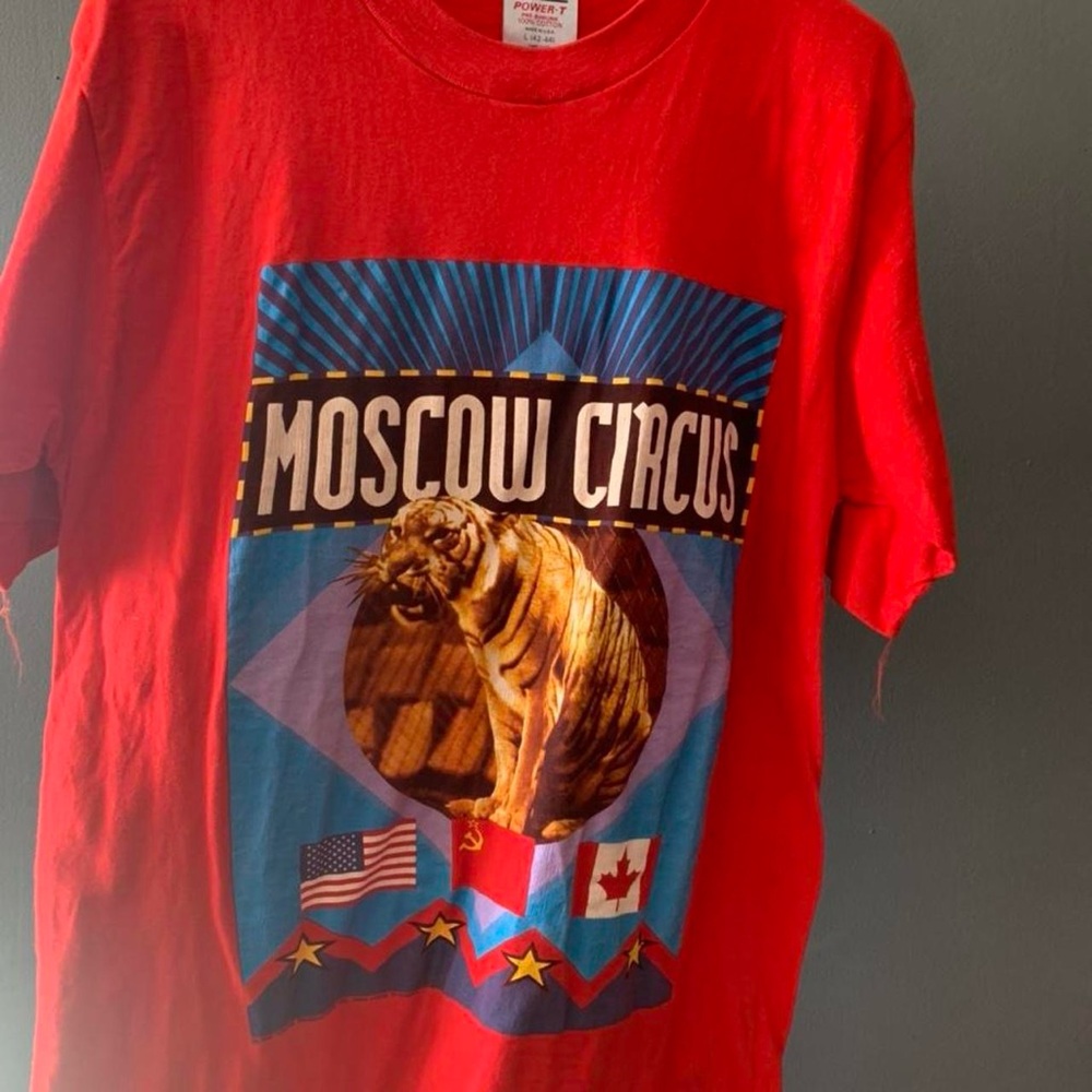 Vintage Moscow Circus 1989 Red T-Shirt